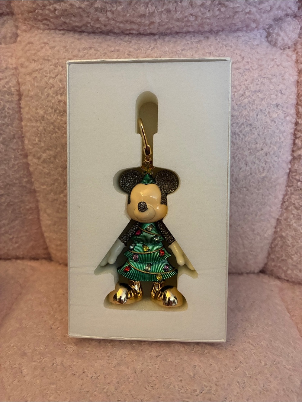 Disney x BaubleBar Mickey Holiday Keychain - Green & Gold - Picture 2 of 5